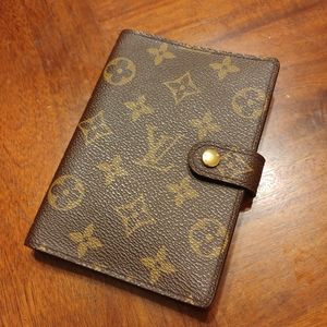 Louis Vuitton Monogram Agenda Sold Out